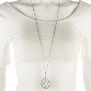 Judith Ripka sterling silver rhodium plated, Isola large mother of pearl pendant